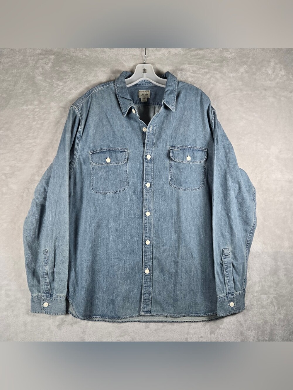 J Crew Denim Work Shirt Mens Size XL Blue Midweight Button Up Casual BT744